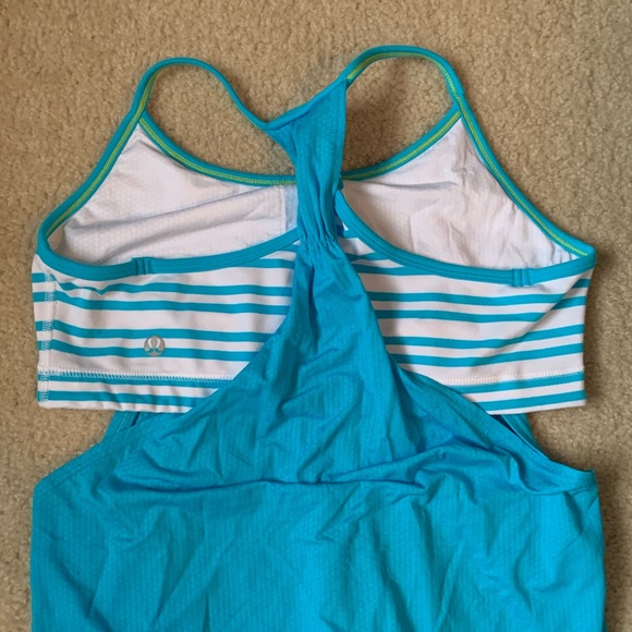 Lululemon tank - Picture 3 of 4